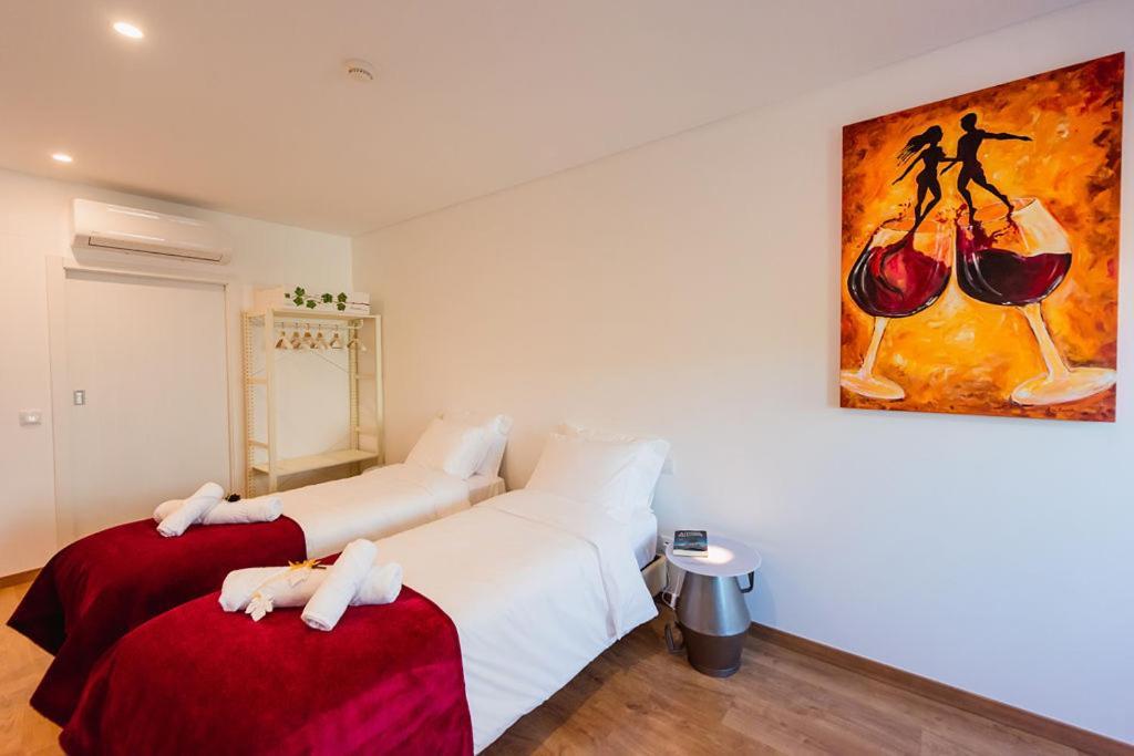 Gamboas Place Bed & Breakfast Olhalvo