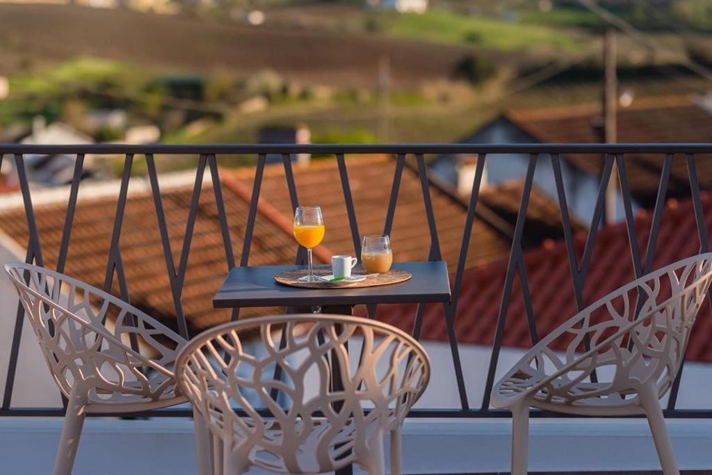 Gamboas Place Bed & Breakfast Olhalvo